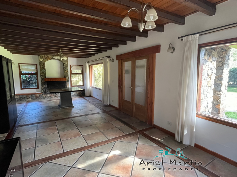 CS 573 Barrio El Once