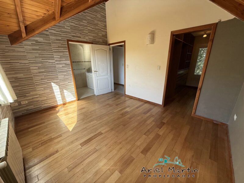 CS 579 Barrio Lomas del Correntoso