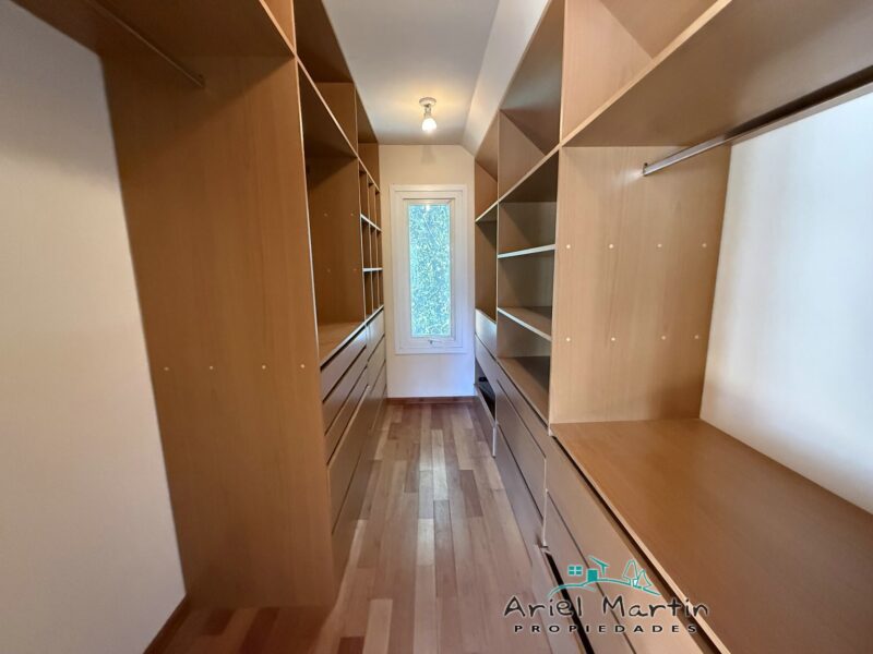 CS 579 Barrio Lomas del Correntoso