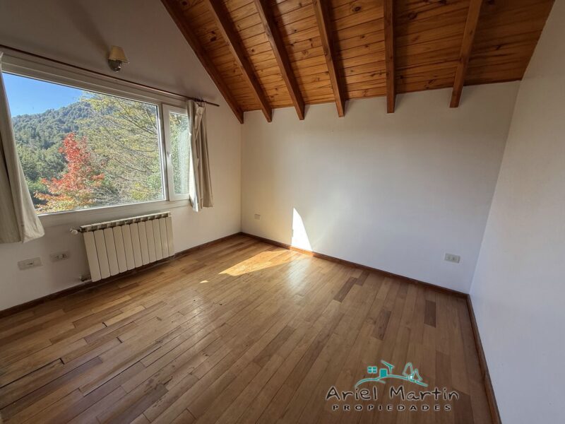 CS 579 Barrio Lomas del Correntoso