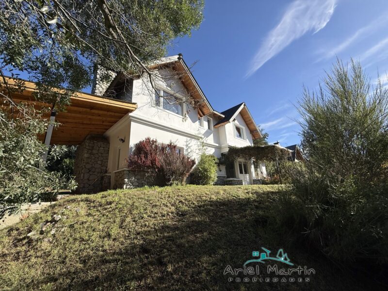 CS 579 Barrio Lomas del Correntoso