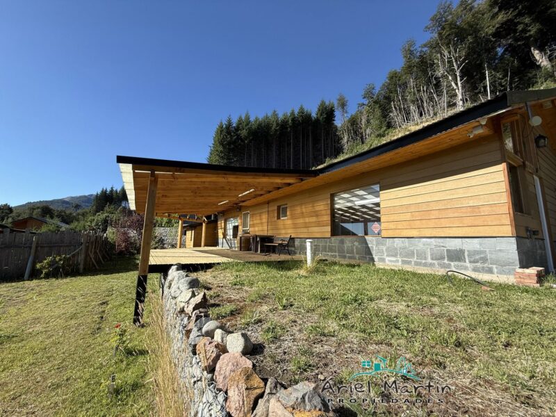 CS 664 Casa con vista al lago - Barrio Alto Manzano