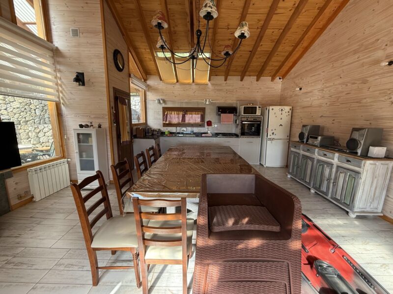 CS 664 Casa con vista al lago - Barrio Alto Manzano