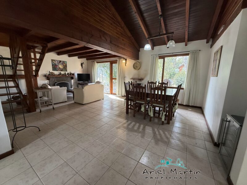 CS 667 Casa en Barrio Tres Cerros