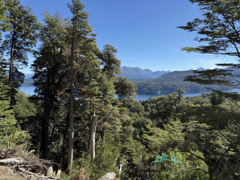 LO 616 Lote con excelente vista al lago