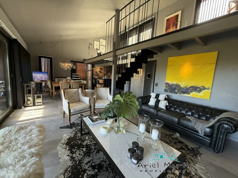 CS 672 Casa en Altos de Manzano